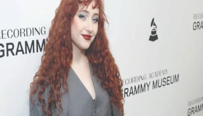 chappell roan photo file