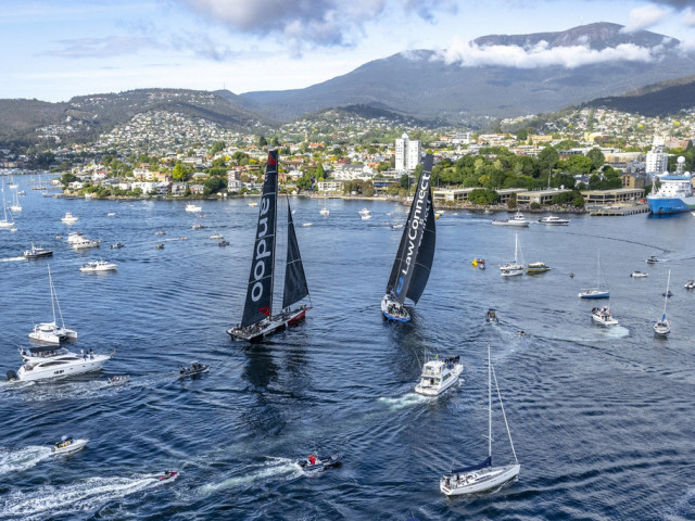 lawconnect wins sydney hobart thriller lawconnect wins sydney hobart thriller