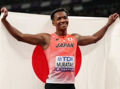 japanese hurdler rachid muratake celebrates national record with jojo s bizarre adventure pose japanese hurdler rachid muratake celebrates national record with jojo s bizarre adventure pose