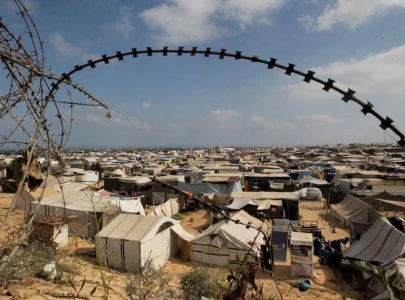 israeli tanks storm deeper into rafah forcing people to relocate again