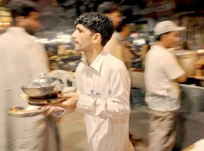 raftar documentary exposes struggles of karachi s waiters raftar documentary exposes struggles of karachi s waiters