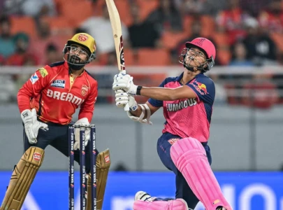 delhi rajasthan register big ipl wins delhi rajasthan register big ipl wins