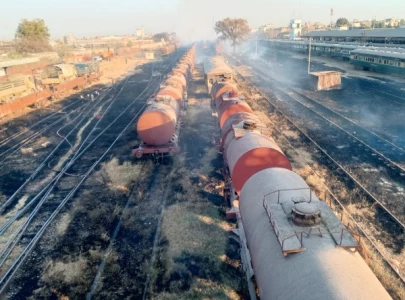 fire erupts near rawalpindi railway yard no casualties reported