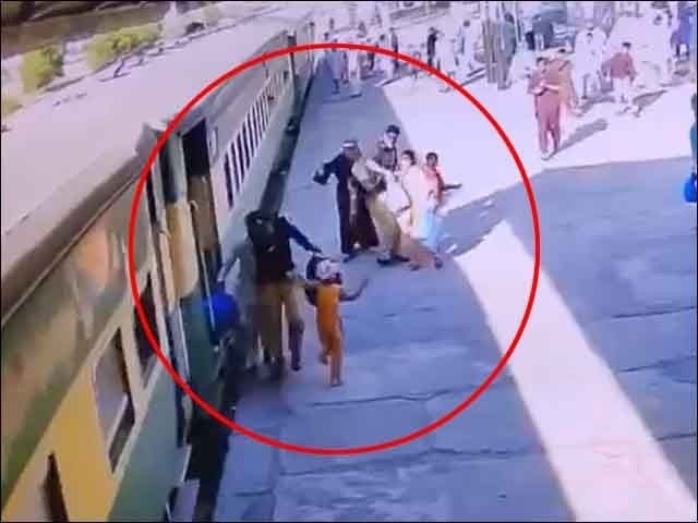 watch hero cops save woman and children from moving train watch hero cops save woman and children from moving train