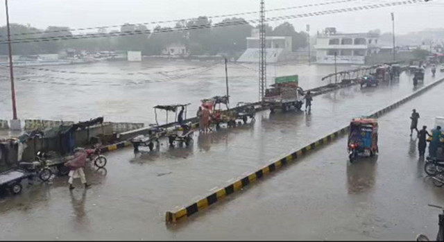 coastal belt of sindh experiences heavy moderate rainfall as cyclone biparjoy makes landfall photo express screengrab coastal belt of sindh experiences heavy moderate rainfall as cyclone biparjoy makes landfall photo express screengrab