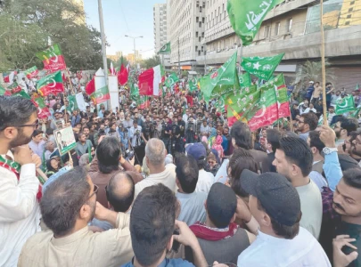 gda pti march against new canals