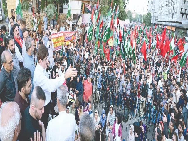 cm murad ali shah addresses the pakistan zindabad rally outside the karachi press club photo inp cm murad ali shah addresses the pakistan zindabad rally outside the karachi press club photo inp