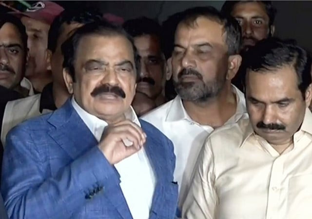interior minister rana sanaullah and kissan ittehad chairman khalid butt address the media in islamabad on october 4 screengrab interior minister rana sanaullah and kissan ittehad chairman khalid butt address the media in islamabad on october 4 screengrab