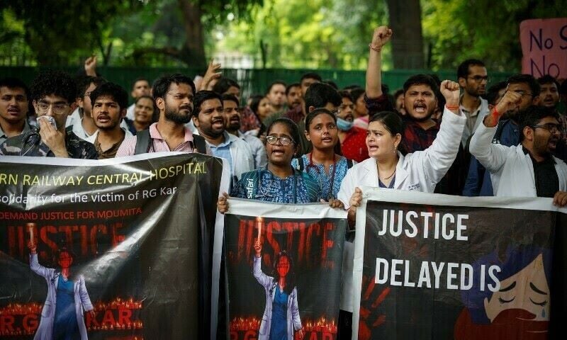 doctors shout slogans during a protest demanding justice following the rape and murder of a trainee medic at a hospital in kolkata in new delhi india august 19 2024 photo reuters