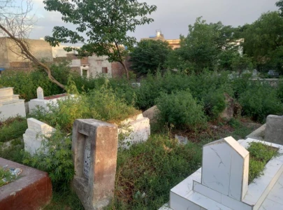 ratta amral cemetery falls into despair ratta amral cemetery falls into despair