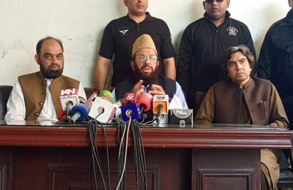 federal minister for religious affairs and interfaith harmony sardar mohammad yousuf speaking at a press conference at the haji camp in lahore on sunday photo courtesy federal minister for religious affairs and interfaith harmony