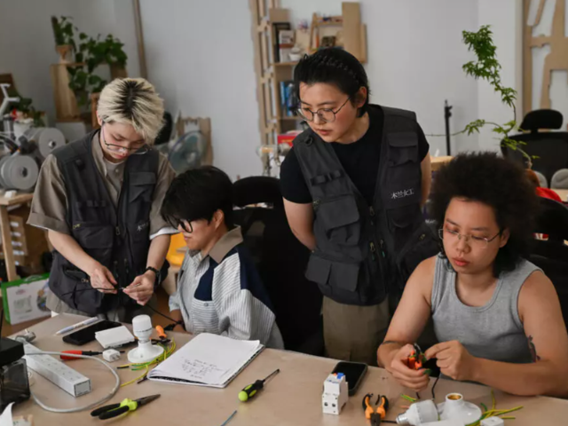 An increasing number of Chinese women are living alone and are more likely to be financially independent than before/AFP