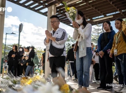 hong kong begins mourning period