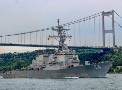 us navy warship near yemen intercepted projectiles pentagon says