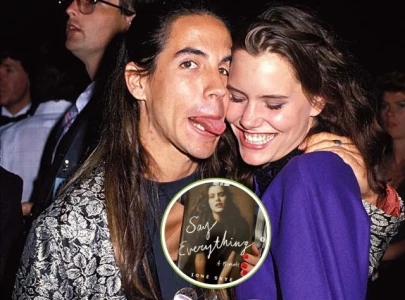 ione skye reveals red hot chili peppers front man anthony kiedis got her pregnant at 17 ione skye reveals red hot chili peppers front man anthony kiedis got her pregnant at 17
