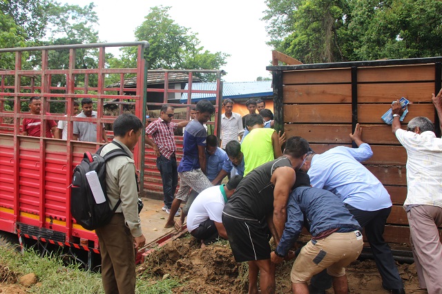 This picture taken on July 10, 2018, shows a crate carrying a one-horned rhinoceros being loaded onto a truck as it is being sent to China as a gift, in Chitwan National Park. PHOTO: AFP