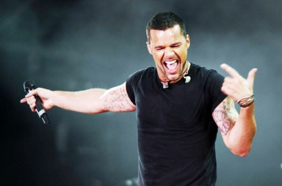 fans don t listen to me as i m gay ricky martin fans don t listen to me as i m gay ricky martin