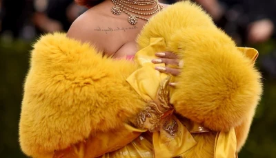 a look at some of the most iconic red carpet looks of all time