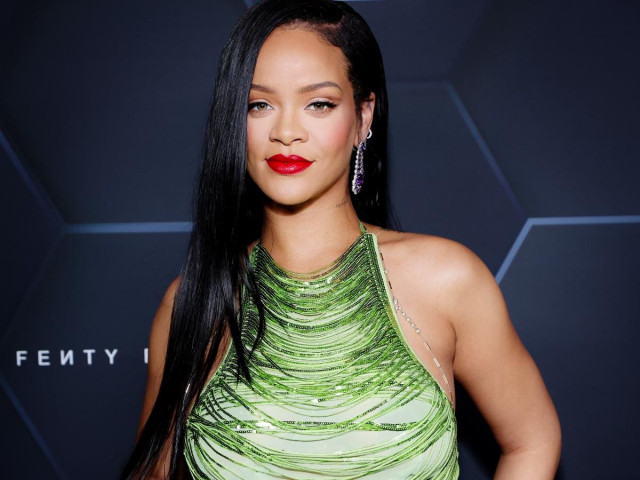 rihanna makes debut on forbes annual billionaires list rihanna makes debut on forbes annual billionaires list