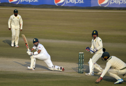 pakistan six down lead by 200 after seesaw day three in rawalpindi pakistan six down lead by 200 after seesaw day three in rawalpindi