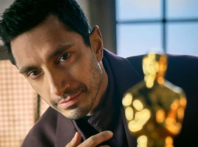 riz ahmed becomes first actor of pakistani descent to announce oscars nominations