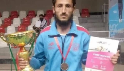 rizwan pathan with winning shields photo express