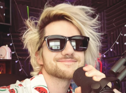 youtuber robertidk accused of pedophilia