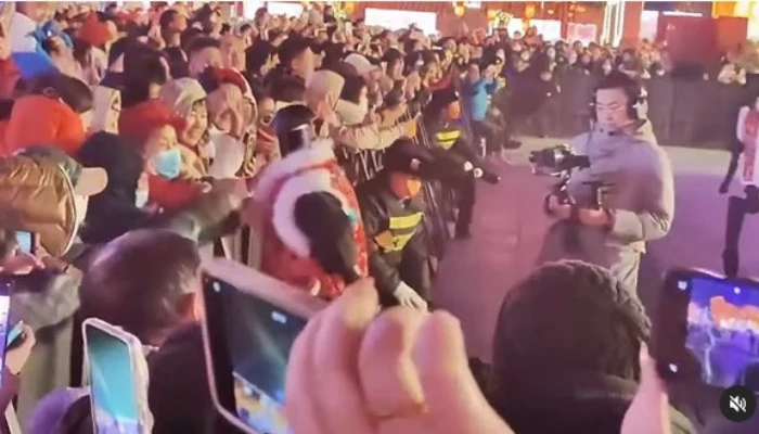 video grab shows an ai robot attacking on spectator photo youtube video video grab shows an ai robot attacking on spectator photo youtube video