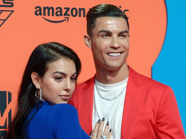 cristiano ronaldo sparks marriage rumors with georgina rodriguez in new youtube video