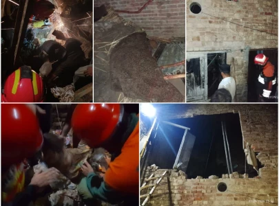 at least 10 killed as three storey building collapses in lahore s baghbanpura at least 10 killed as three storey building collapses in lahore s baghbanpura