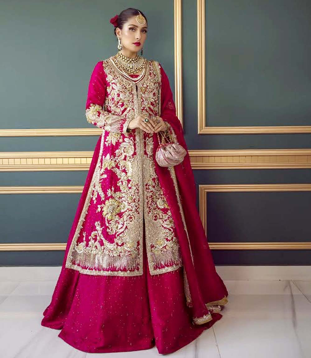 Buy Designer Bridal Lehengas & Wedding Lehenga Online