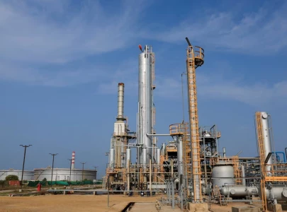 pakistan refiner cnergyico expands us crude imports amid hormuz disruption