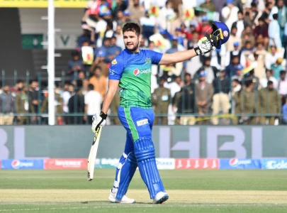rossouw ihsanullah star as sultans register thumping win over gladiators rossouw ihsanullah star as sultans register thumping win over gladiators