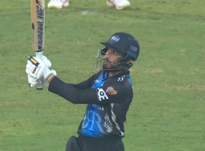 watch nawaz smash amir imad for sixes to seal game in bpl 2023 watch nawaz smash amir imad for sixes to seal game in bpl 2023
