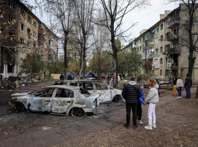 six dead in russian blitz on ukraine