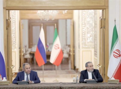 araqchi blames us for strait of hormuz tensions