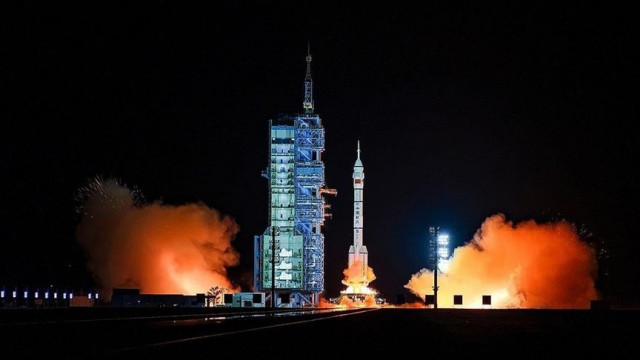 russia to build its own space station to begin moon missions photo anadolu agency russia to build its own space station to begin moon missions photo anadolu agency