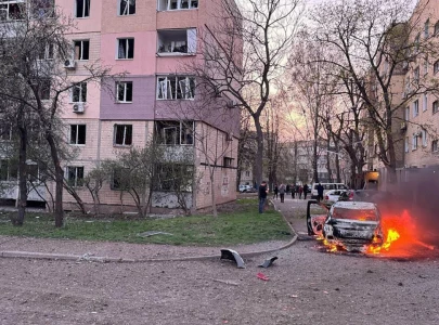 russian strike kills 14 in ukraine