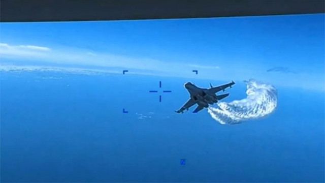 russia scrambles fighter as us bombers neared border photo reuters