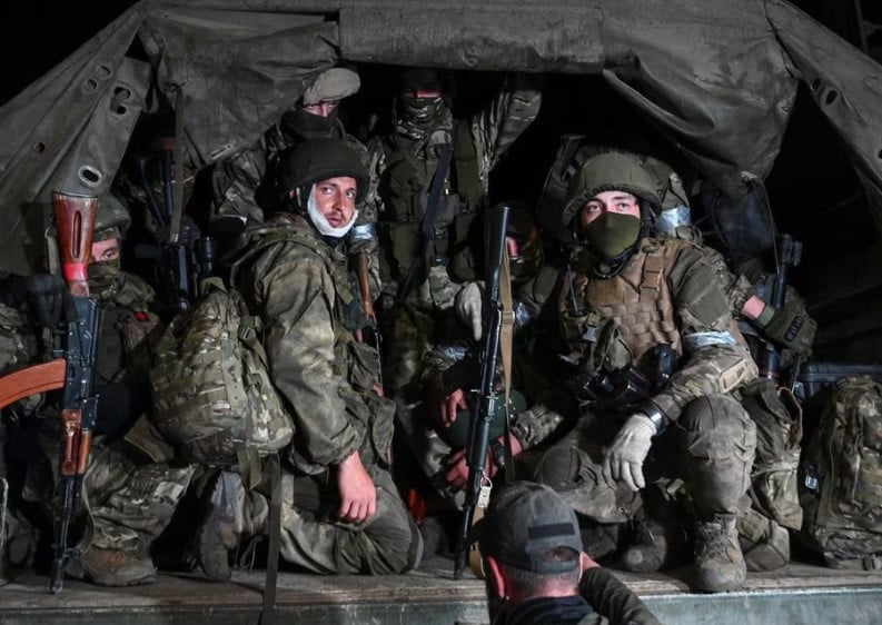 fighters of wagner private mercenary group pull out of the headquarters of the southern military district to return to base in the city of rostov on don russia june 24 reuters stringer