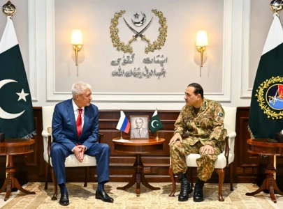 pakistan russia to deepen security ties