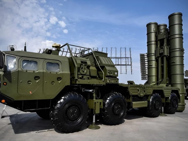 India clears military purchases worth bn to buy aircraft, Russian S-400 missile systems India clears military purchases worth bn to buy aircraft, Russian S-400 missile systems