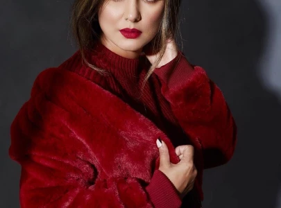 hina khan shares personal battle with breast cancer to inspire others