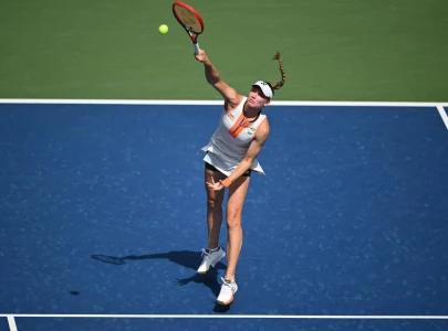 controversial coach boosting rybakina at us open