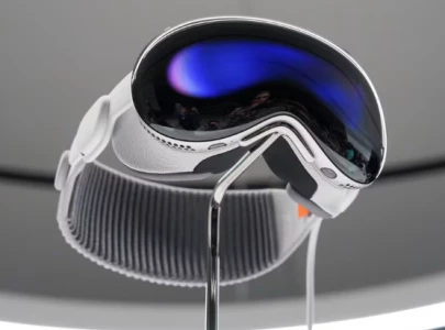 apple s vision pro headset to go on sale in us starting feb 2