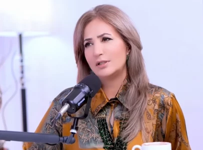 sabahat bukhari says healthy on set flirting can build self confidence on screen chemistry sabahat bukhari says healthy on set flirting can build self confidence on screen chemistry