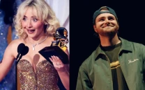 alex warren defends sabrina carpenter support amid manchild vs ordinary chart battle alex warren defends sabrina carpenter support amid manchild vs ordinary chart battle
