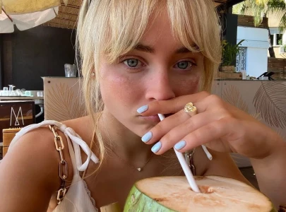 turquoise manicures to channel your inner ocean dream this spring turquoise manicures to channel your inner ocean dream this spring