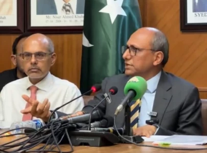 saeed ghani confirms 120 hiv cases linked to outbreak at karachi s valika hospital