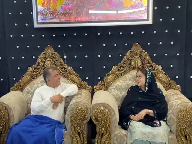 faryal talpur meets with sain sad ram the head of dargah rairki sahib in ghotki during a one day trip on tuesday photo ppp faryal talpur meets with sain sad ram the head of dargah rairki sahib in ghotki during a one day trip on tuesday photo ppp